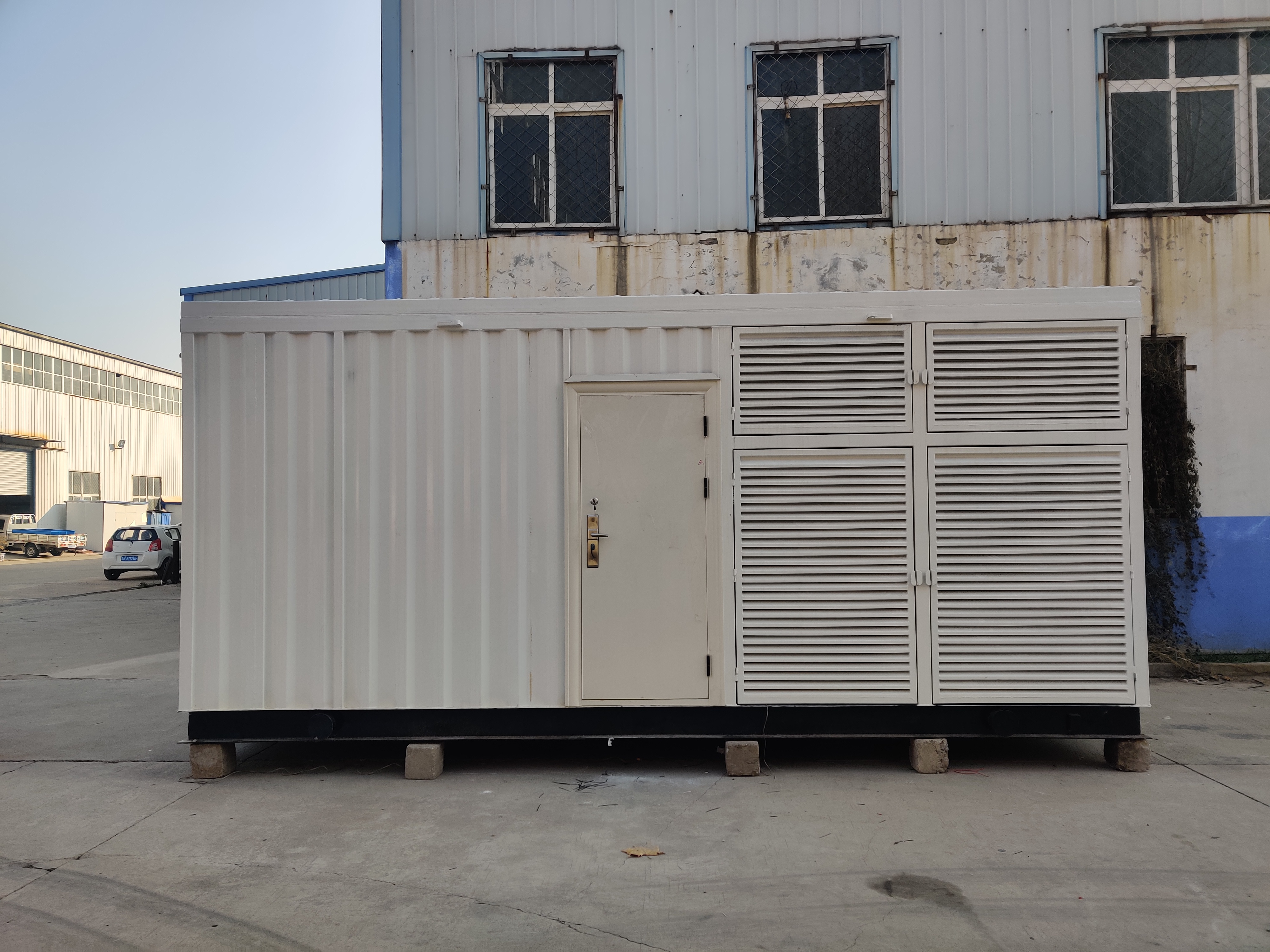 集裝箱電控設(shè)備箱